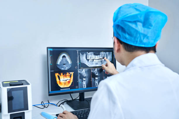Best Emergency Treatment for Toothache in Ives Estates, FL